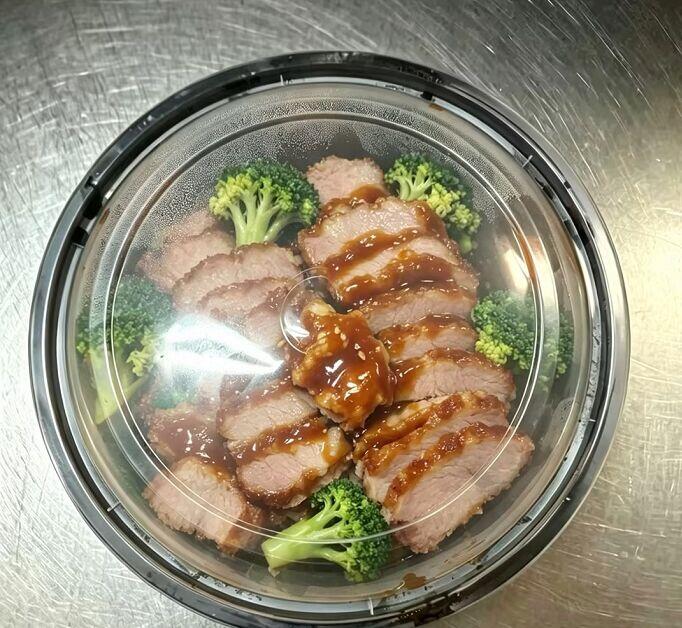 C10.Roast Pork w. Garlic Sauce
